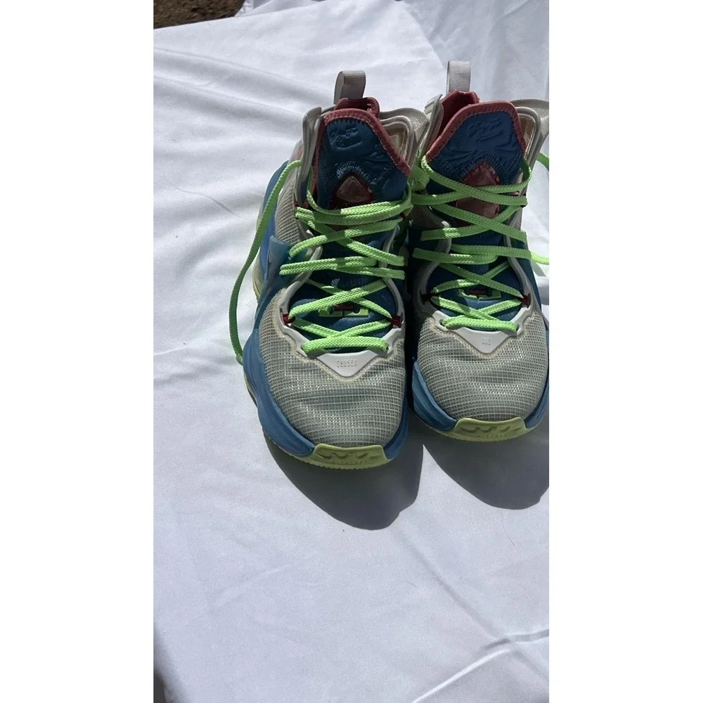 Nike Shoes LeBron XIX 19 GS Dutch Blue Pomegranite‎ Sneakers Sz 5.5 DC9339-400